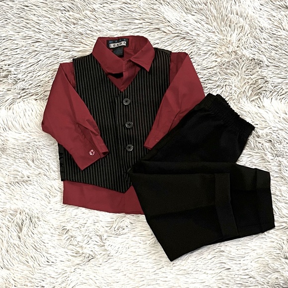 Mark Jason Boys Suit Red and Black : 18 Months - Picture 5 of 5